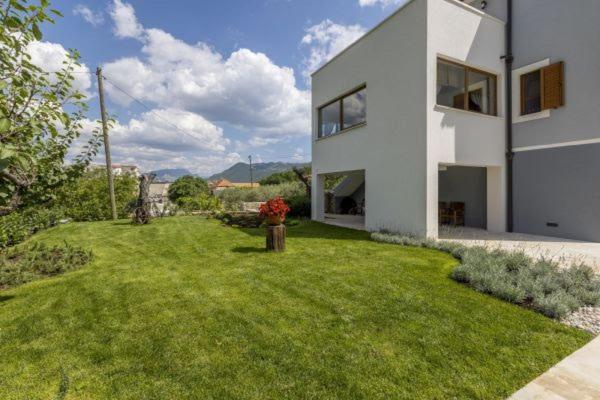 Villa Grey Stone Gata Exterior photo